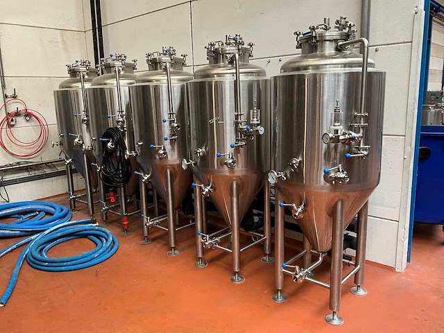 2023 ant systems gisttank / fermentatie tank (5x) - afbeelding 1 van  6
