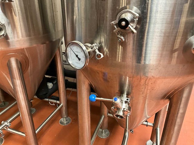 2023 ant systems gisttank / fermentatie tank (5x) - afbeelding 3 van  5