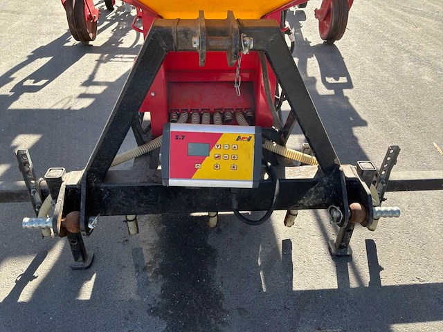 2023 apv ps 500 m2 d kunstmeststrooier - afbeelding 11 van  12
