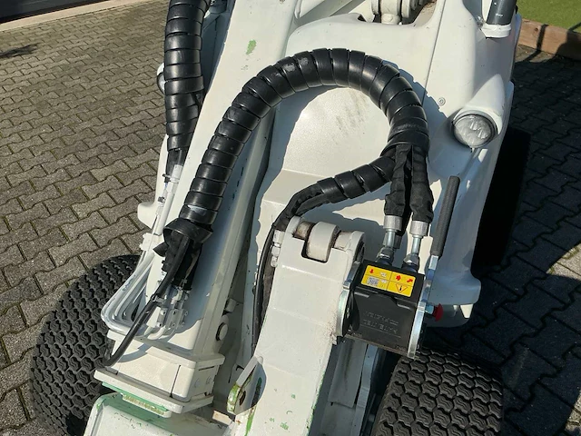 2023 avant 523 compacte shovel / wiellader - afbeelding 25 van  25