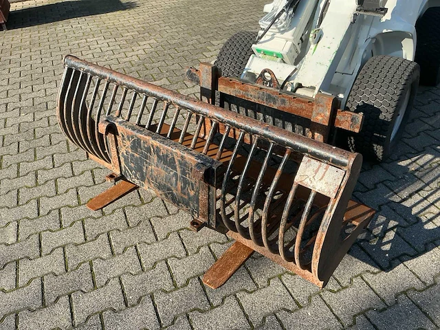 2023 avant 523 compacte shovel / wiellader - afbeelding 22 van  25