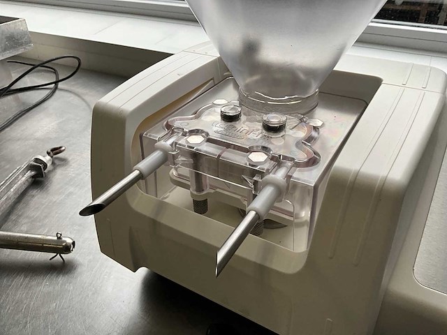 2023 beldos mini-fill gebak injectie- vulmachine - afbeelding 2 van  2