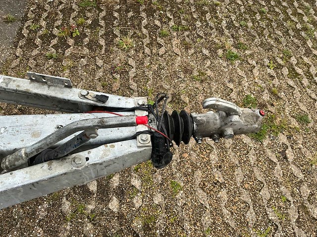 2023 blyss jupiter autoambulance aanhangwagen - afbeelding 1 van  11