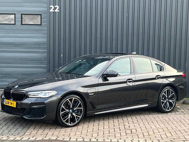 2023 bmw 5-serie 530e m sport personenauto - afbeelding 1 van  42