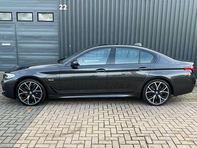 2023 bmw 5-serie 530e m sport personenauto - afbeelding 27 van  42