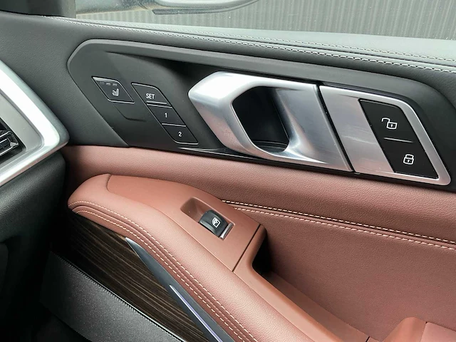 2023 bmw x5 50e g05 lci personenwagen - afbeelding 50 van  86