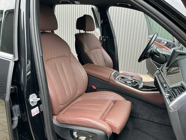 2023 bmw x5 50e g05 lci personenwagen - afbeelding 64 van  86