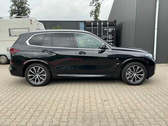 2023 bmw x5 50e g05 lci personenwagen - afbeelding 56 van  86