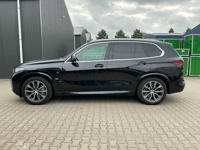 2023 bmw x5 50e g05 lci personenwagen - afbeelding 45 van  86