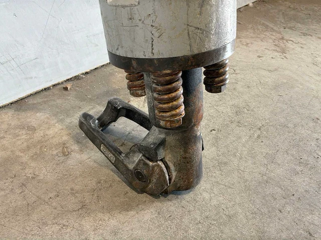 2023 bosch gsh 27 vc breekhamer 30kg hex-28 - afbeelding 4 van  7