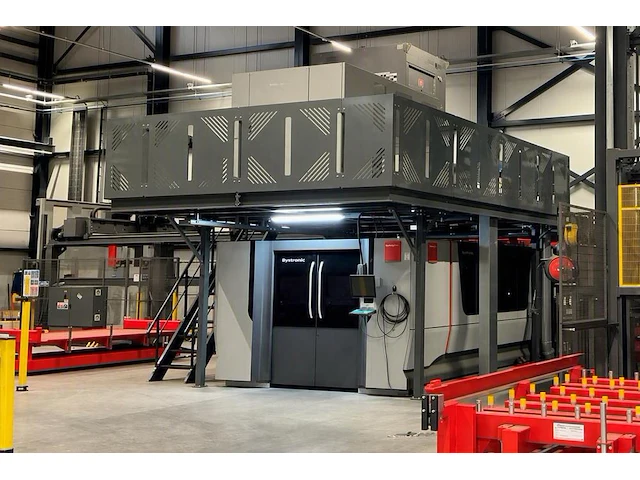 2023 bystronic bysmart 3015 fiber 10kw lasersnijmachine - afbeelding 1 van  73