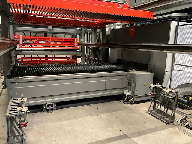 2023 bystronic bysmart 3015 fiber 10kw lasersnijmachine - afbeelding 17 van  73