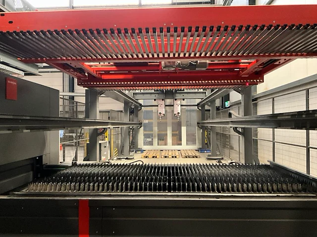 2023 bystronic bysmart 3015 fiber 10kw lasersnijmachine - afbeelding 27 van  73