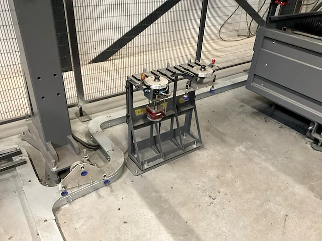 2023 bystronic bysmart 3015 fiber 10kw lasersnijmachine - afbeelding 32 van  73
