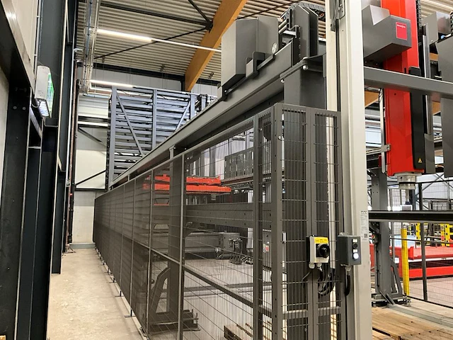 2023 bystronic bysmart 3015 fiber 10kw lasersnijmachine - afbeelding 41 van  73