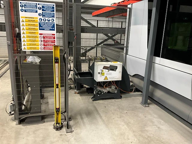 2023 bystronic bysmart 3015 fiber 10kw lasersnijmachine - afbeelding 46 van  73