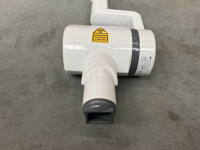 2023 carestream dental cs2200 röntgenapparaat - afbeelding 3 van  6