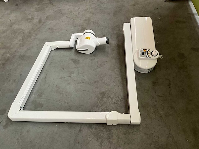 2023 carestream dental cs2200 röntgenapparaat - afbeelding 4 van  6