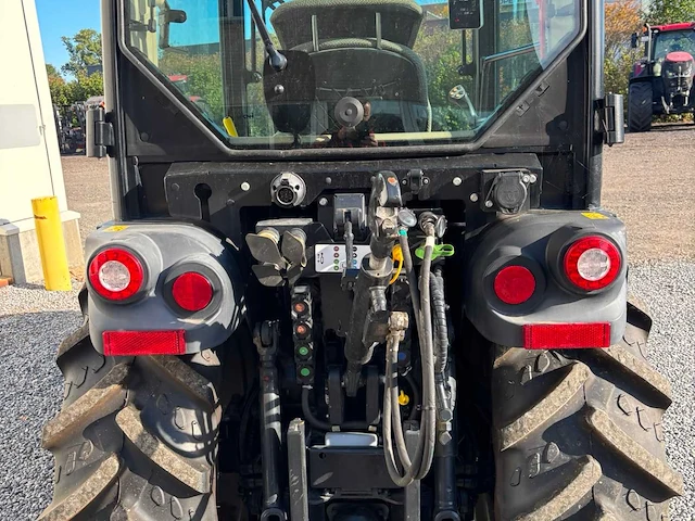2023 case ih quantum 100n 4wd tractor – 100 pk – 301 uur - afbeelding 27 van  29