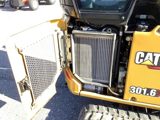 2023 caterpillar 301.6 minigraafmachine - afbeelding 21 van  28