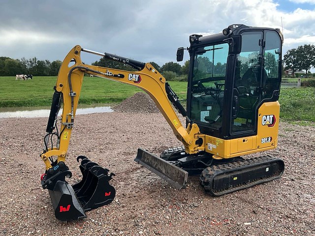 2023 caterpillar 301.8 minigraafmachine - afbeelding 1 van  28