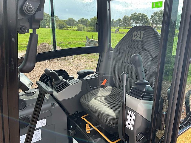 2023 caterpillar 301.8 minigraafmachine - afbeelding 16 van  28