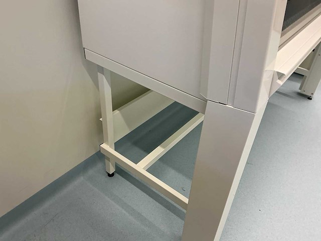 2023 clean air door baker biovanguard 6 laminaire flow kast - afbeelding 4 van  10