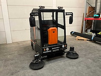 2023 daewoo das100 veegmachine met cabine - afbeelding 9 van  16