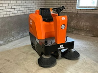2023 deawoo das80 zelfrijdende veegmachine - afbeelding 3 van  10