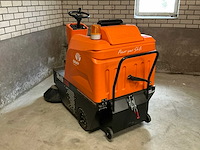 2023 deawoo das80 zelfrijdende veegmachine - afbeelding 7 van  10