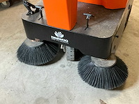 2023 deawoo das80 zelfrijdende veegmachine - afbeelding 9 van  10