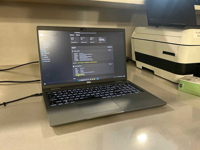 2023 dell precision 3581 laptop - afbeelding 1 van  6