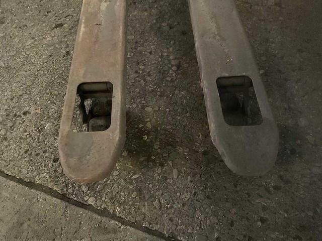 2023 delta pt.0.st.2500 hand hydraulische palletwagen - afbeelding 3 van  16