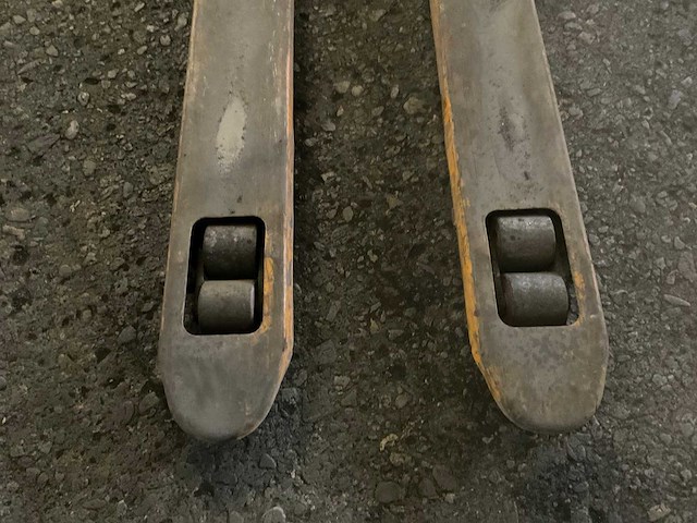 2023 delta pt.0.st.2500 hand hydraulische palletwagen - afbeelding 2 van  13