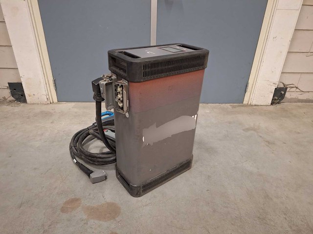 2023 designwerk mdc22-500 dc lader - afbeelding 1 van  6