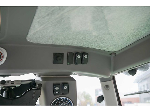 2023 deutz 6180 agrotron vierwielaangedreven landbouwtractor - afbeelding 12 van  41