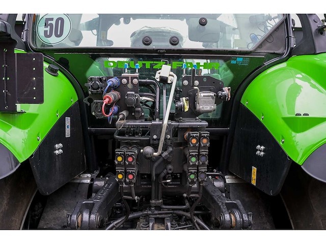 2023 deutz 6180 agrotron vierwielaangedreven landbouwtractor - afbeelding 32 van  41