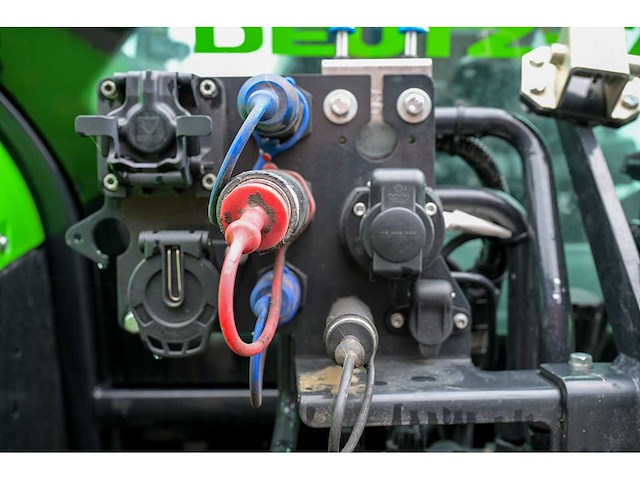 2023 deutz 6180 agrotron vierwielaangedreven landbouwtractor - afbeelding 34 van  41