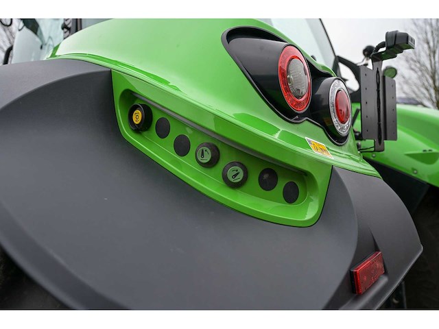 2023 deutz 6180 agrotron vierwielaangedreven landbouwtractor - afbeelding 35 van  41