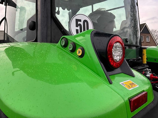 2023 deutz-fahr 6125 c ttv vario vierwielaangedreven landbouwtractor - afbeelding 19 van  53