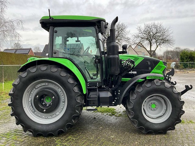 2023 deutz-fahr 6125 c ttv vario vierwielaangedreven landbouwtractor - afbeelding 45 van  53