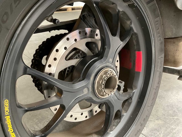 2023 ducati all-road multistrada v4 pikes motorfiets - afbeelding 15 van  17