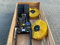 2023 engcon sweeper swd60 hydraulische bezem - afbeelding 1 van  4