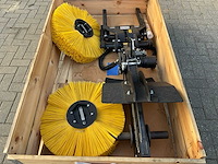 2023 engcon sweeper swd60 hydraulische bezem - afbeelding 2 van  4