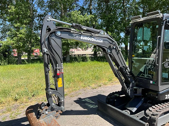 2023 eurocomach 25zt minigraafmachine - afbeelding 8 van  36