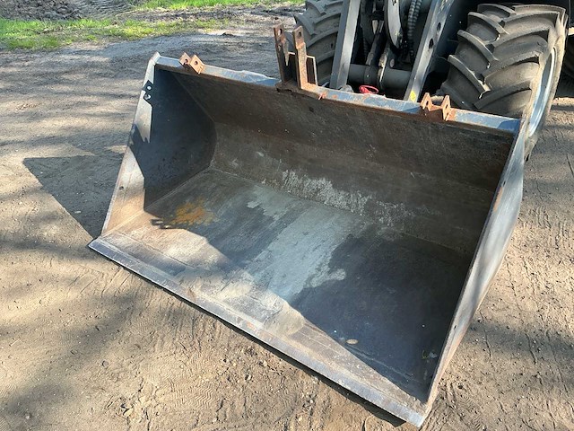 2023 eurotrac w12 s wiellader / kniklader - afbeelding 1 van  23