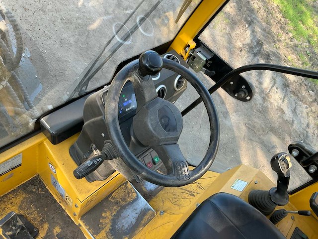 2023 eurotrac w12 s wiellader / kniklader - afbeelding 13 van  23