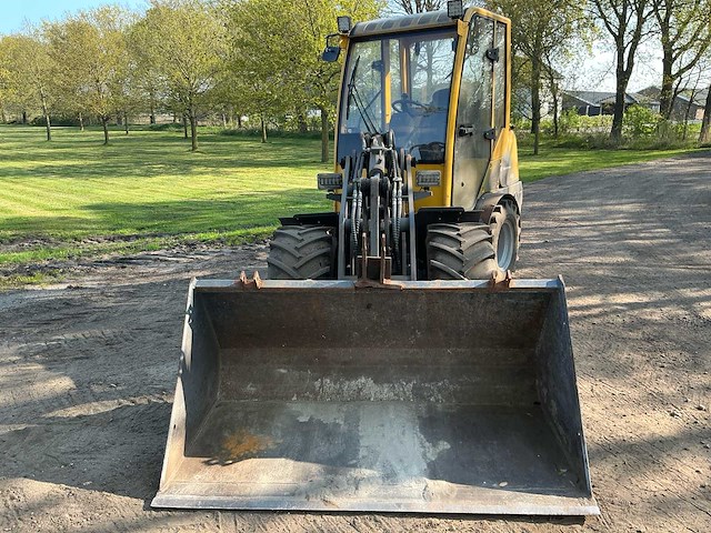 2023 eurotrac w12 s wiellader / kniklader - afbeelding 19 van  23