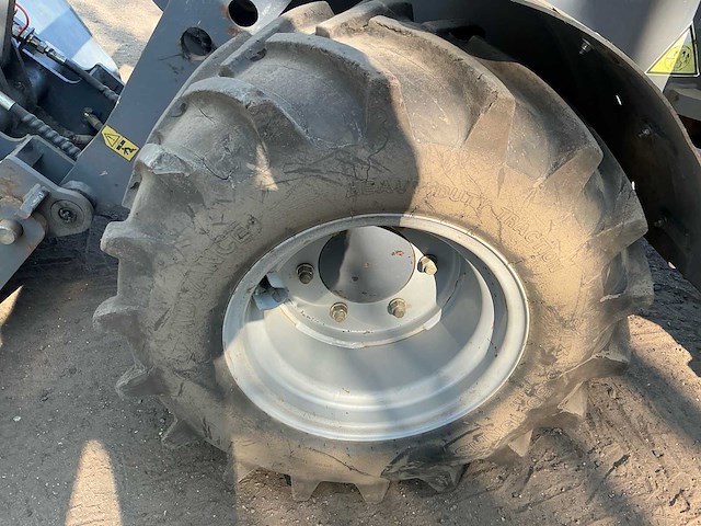 2023 eurotrac w12 s wiellader / kniklader - afbeelding 23 van  23