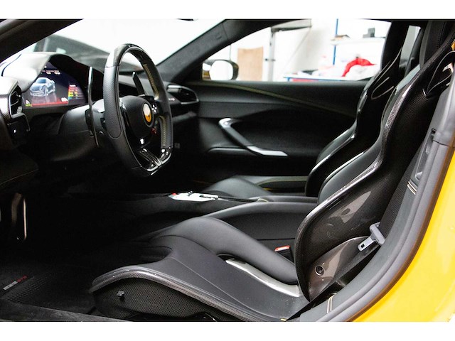 2023 ferrari 296 gtb | hybrid italian supercar - afbeelding 21 van  82
